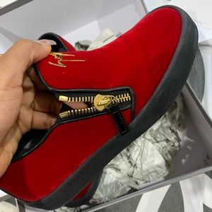 Giuseppe Zanotti slip ons